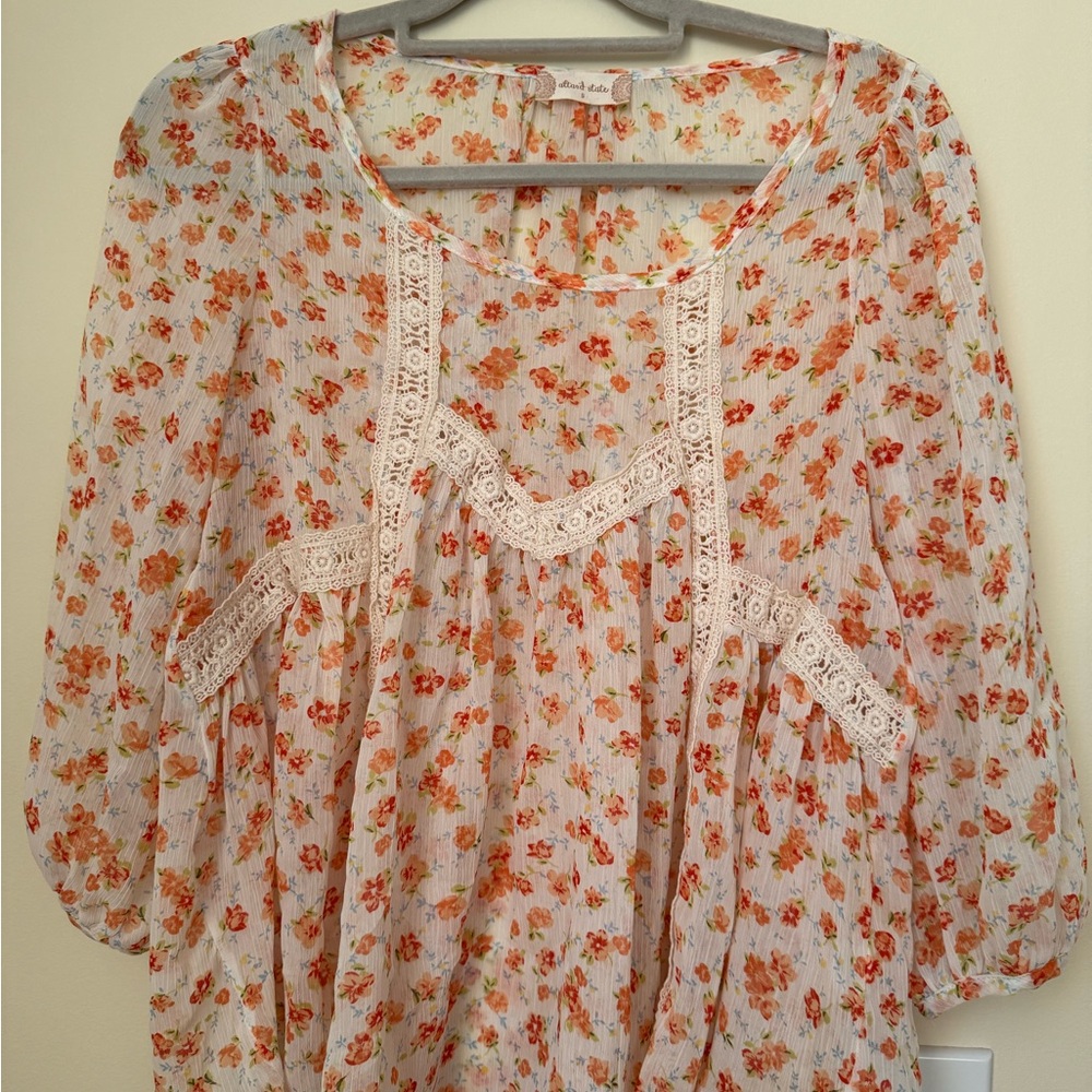 Altar'd State White Cream Ruffled 3/4 Sleeve Blouse